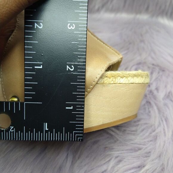 Max Studio Foal Leather Wedge Booties Platform Sandals Womens Size 10 Beige Stud - Picture 13 of 13